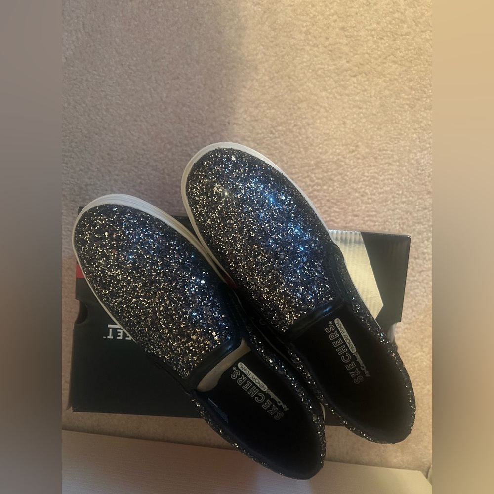 Skechers